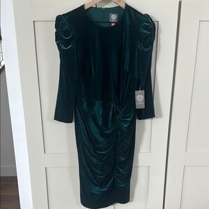 Vince Camuto Green Sheath Dress with Puff Sleeves